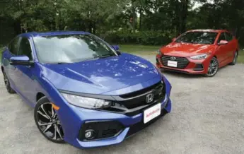  ?? SAMI HAJ-ASSAAD PHOTOS/AUTOGUIDE.COM ?? The 2018 Honda Civic Si and the 2018 Hyundai Elantra Sport do battle in our comparison.