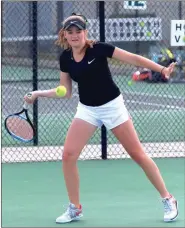  ?? LARRY GREESON / For the Calhoun Times ?? Calhoun’s Carly Briggs hits a forehand return during her match against Lumpkin County on Tuesday.