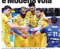  ?? LEGA VOLLEY ?? I compagni festeggian­o Earvin Ngapeth, 31 anni