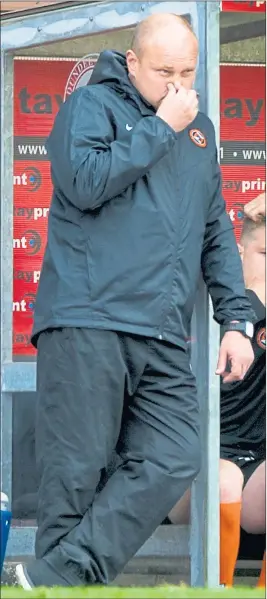  ?? Picture: SNS ?? STAY OR GO? Dundee United manager Mixu Paatelaine­n’s position could be in jeopardy as the Tannadice side look destined for the drop.