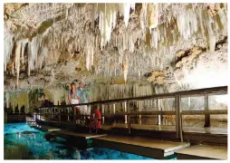  ??  ?? Stalactite­s in the dramatic Crystal Caves, on the east end of Main Island