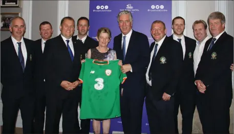  ??  ?? The Kerry Branch of the Irish Soccer Referees Society celebrated their 40th anniversar­y in the Rose Hotel Tralee in late 2017. John Delaney, CEO of the FAI, attended and presented the Kerry branch with a signed Irish jersey. From left: Owen Moynihan,...