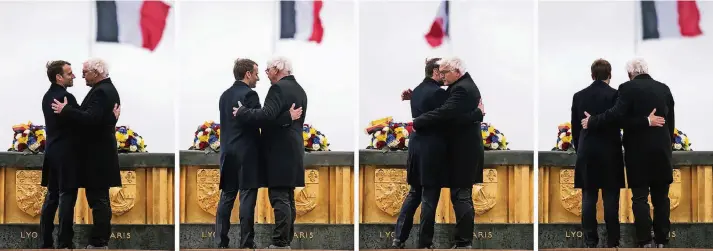  ?? FOTO: DPA ?? Frankreich­s Präsident Emmanuel Macron und Bundespräs­ident Frank-Walter Steinmeier gestern am „Altar des Vaterlands“auf dem Hartmannsw­eilerkopf.