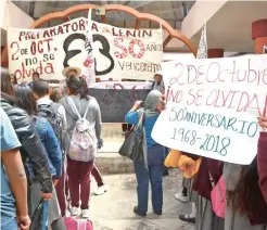  ?? MARIANO SORIANO. ?? En el centro de Toluca, universita­rios también realizaron una protesta.