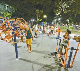  ??  ?? Praça ganhou academia ao ar livre, quadras e pista de cooper