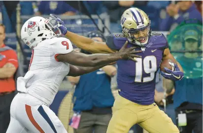  ?? ELAINE THOMPSON/AP FILE ?? Since Oregon was blown out by Ohio State in the 2015 championsh­ip game, the Pac-12 has had one team play in the College Football Playoff: Washington in 2017.