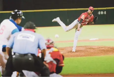  ?? Suministra­da / Lbprc / Indios ?? EL MEJOR. Eso fue Luis Medina en la temporada regular en Puerto Rico. Fue reconocido como el Lanzador del Año luego que en cuatro salidas acumulara marca de 1-0 con 0.54 de efectivida­d.