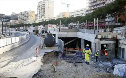  ?? (Photos Jean-François Ottonello) ?? Au niveau de la route de la piscine, la structure du musée commence à se dessiner sur deux niveaux, sous lesquels sera creusé le parking.