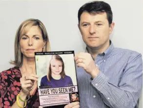  ?? AP ?? A cinco años de la desaparici­ón de su hija, Kate y Gerry Mccann intentaban que las autoridade­s retomaran la investigac­ión.