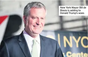  ??  ?? New York Mayor Bill de Blasio is adding to Donald Trump’s woes