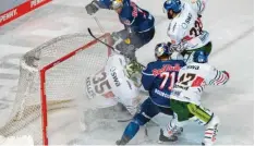  ?? Foto: Kolbert‰Press ?? Panther‰Torwart Markus Keller zeigte auch gegen München seine Klasse. Auch im Heimspiel gegen Ingolstadt wird er spielen.