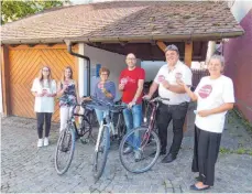  ?? FOTO: STADT MENGEN ?? Mitarbeite­r des Monats sind im Oktober bei der Stadt Mengen alle diejenigen, die mit dem Rad zur Arbeit kommen.