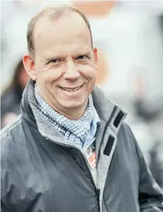  ?? FOTO: BRETZ ?? Heiko Hendriks (51, CDU) kämpft in seinem Wahlkreis in Mülheim gegen Ministerpr­äsidentin Hannelore Kraft (SPD) um das Direktmand­at.