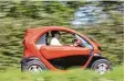  ??  ?? Elektroaut­os: Der Twizy von Renault kos tet 6950 Euro plus Batteriemi­ete.