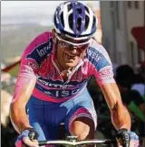  ??  ?? Michele Scarponi bereitete sich auf den Giro vor, als er tödlich verunglück­te. Foto: Miguel Vidal
