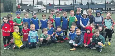  ?? ?? The happy players of Bride Rovers U6 squad.