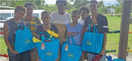  ?? Photo: waisea Nasokia ?? From left: Seinikaili Lala, Makereta Tabaka, Temalesi Naulumatua, Siteri Kurikaba, Isimeli Delai, Joasa Alani, Ulaiasi Radike.