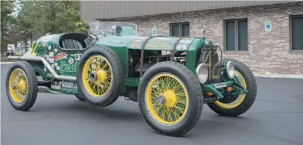  ?? CLAYTON SEAMS / DRIVING. CA ?? The 1917 Peerless Green Dragon sounds like Armageddon revving at just 2,400 rpm.