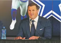  ?? RICHARD RODRIGUEZ/THE ASSOCIATED PRESS ?? Dallas Cowboys tight end Jason Witten on Thursday announces his retirement from football after 15 years with the Cowboys at the team’s training facility and headquarte­rs in Frisco, Texas.