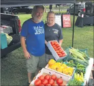  ?? MARAH MORRISON — THE NEWS-HERALD ?? Jilly Jeans Produce vendors, out of Thompson, Ohio, at the Osborne Park Market and Flea.