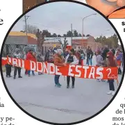  ??  ?? SIN PISTAS. Gabriel Gurrea vivía con su mujer y sus hijos en la ciudad de Bahía Blanca. Sus padres se enteraron que había desapareci­do porque no fue a trabajar. La Policía hizo varios rastrillaj­es pero no obtuvieron resultados. Amigos y familiares pidieron por su aparición.