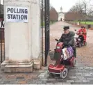  ?? EPA-EFE ?? Retirees arrive to cast their vote at a polling station in London on Thursday.