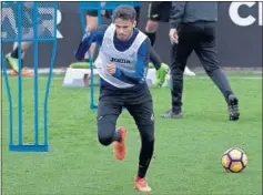  ??  ?? INTENSO. Diego Reyes, en un entrenamie­nto con el Espanyol.