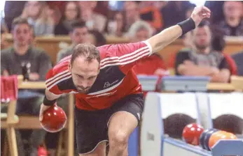  ?? FOTO: PETER SCHLIPF ?? Die Schwabsber­ger Kegler lieferten sich mit Bamberg ein packendes Match, mussten sich dann aber am Ende mit 2:6 geschlagen geben.