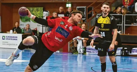  ?? Foto: Ernst Mayer ?? Der Günzburg Spieler Yannick Meye im Heimspiel gegen Coburg II.