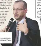  ?? Ansa ?? La gaffe “partigiana” Il sindaco di Pesaro del Pd Matteo Ricci e il suo tweet di ieri