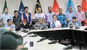  ?? — SS KANESAN/ The Star ?? Concerned: muhyiddin and component party members holding a press conference at the Perikatan Nasional headquarte­rs.