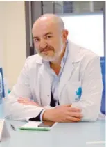  ??  ?? El Dr. Valle Folgueral es especialis­ta en Neurocirug­ía y responsabl­e de la Unidad de patología compleja de la columna del Hospital San Juan de Dios en León.