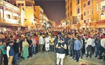  ??  ?? Deputy chief minister Sukhbir Singh Badal addressing mediaperso­ns as he unveiled the first phase of heritage corridor project in Amritsar on Monday. GURPREET SINGH/HT