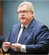  ??  ?? Le ministre de la Santé Gaétan Barrette.