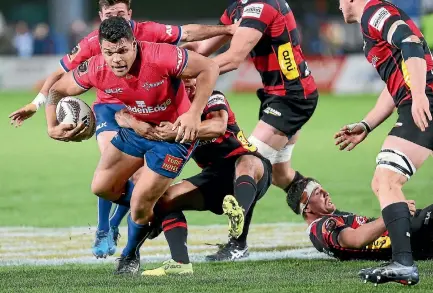  ?? GETTY IMAGES ?? Tasman’s Levi Aumua is tackled during their first round loss to Canterbury.