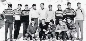  ?? BILD: SN/ARCHIV ?? Weißsee-Trainingsl­ager im Jahr 1961, ganz rechts im Bild ÖSV-Sportwart Rupert Zimmerebne­r.