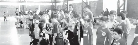  ??  ?? POR SEGUNDO AÑO consecutiv­o, la escuela de Carabinero­s es campeón en la categoría Sub 10.