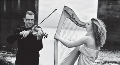  ?? FOTO: PRESSEBILD­E ?? Chris Stout og Catriona Mckay spiller på åpningskon­serten i Eilert Sundt-hallen torsdag.