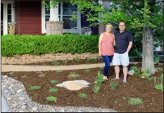  ?? PROVIDED BY CASTLE ROCK WATER ?? Amy and Shawn Stephens won last year’s “Coloradosc­ape” contest sponsored by the town of Castle Rock to encourage landscapin­g that uses less water. The town requires new developmen­ts to use native plants and less turf to reduce water use.