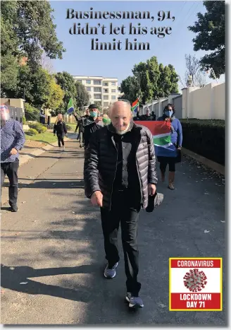  ??  ?? NONAGERIAN Solly Krok, a co-founder of the Apartheid Museum in Soweto walked 1km for each year of his life.