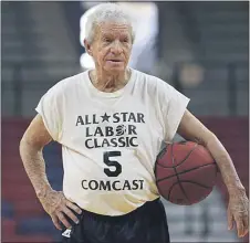  ?? DAVID MAIALETTI —THE PHILADELPH­IA INQUIRER VIA AP ?? Jack Scheuer, who ran Wednesday noon pickup games at the Palestra for four decades, waits to start a game in 2015. Scheuer, the go-to guy at courtside, on the field and in the press box, died on Friday. He was 88.