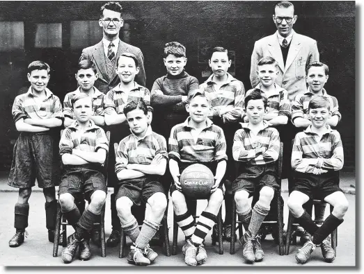  ?? ?? Eastfield Secondary Boys School, First and Second Year football team, 1948-49