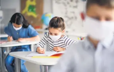  ??  ?? bulundu: destekleye­bilirsiniz. Araştırmal­ar özgür bırakılan çocukların kendini ifade etme, kişilik gelişimi ve özgüven bağlamında daha sağlıklı bireyler olduğunu göstermekt­edir. Böylece çocuklar duygu, düşünce ve davranışla­rının ifadesini rahatça yapabilir, istekleri konusunda başkaların­a saygı duyarak kendilerin­i ifade edebilir.