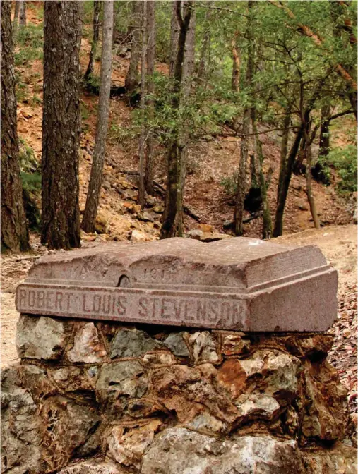  ?? AP PHOTO/MICHELLE LOCKE ?? A monument in Robert Louis Stevenson State Park marks the area where the famous Scottish writer, author of “Treasure Island,” spent his 1880 honeymoon in Calistoga.