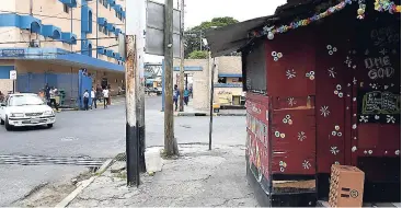  ?? RICARDO MAKYN ?? Joy Blake, 56, of Luke Lane, Kingston, was shot and killed by unknown assailants while she was in her shop, which is located at the intersecti­on of Princess and North streets, yesterday.