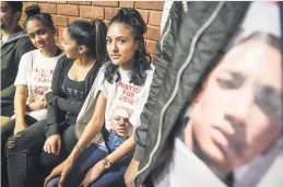  ?? Picture: Jacques Nelles ?? SUPPORT. Eersterust community members in court wearing T-shirts depicting the face of missing Dean Jafta.