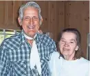  ?? SUE SWEDLER PHOTO ?? Russ and Mary Wicker led square dancing at Camp Nawakwa. Russ always dressed up in a western shirt, neckerchie­f and boots, and he played records on a turntable.