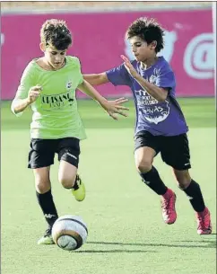  ?? FOTO: MANEL MONTILLA ?? Vendrell ganó a Navàs en categoría benjamín