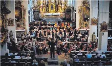  ?? FOTO: SOMMERAKAD­EMIE ?? Das Abschlussk­onzert in der Franziskan­erkirche.