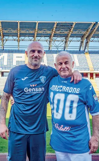  ??  ?? Massimo Maccarone con Luciano Dati all’interno del Castellani (foto Gori)